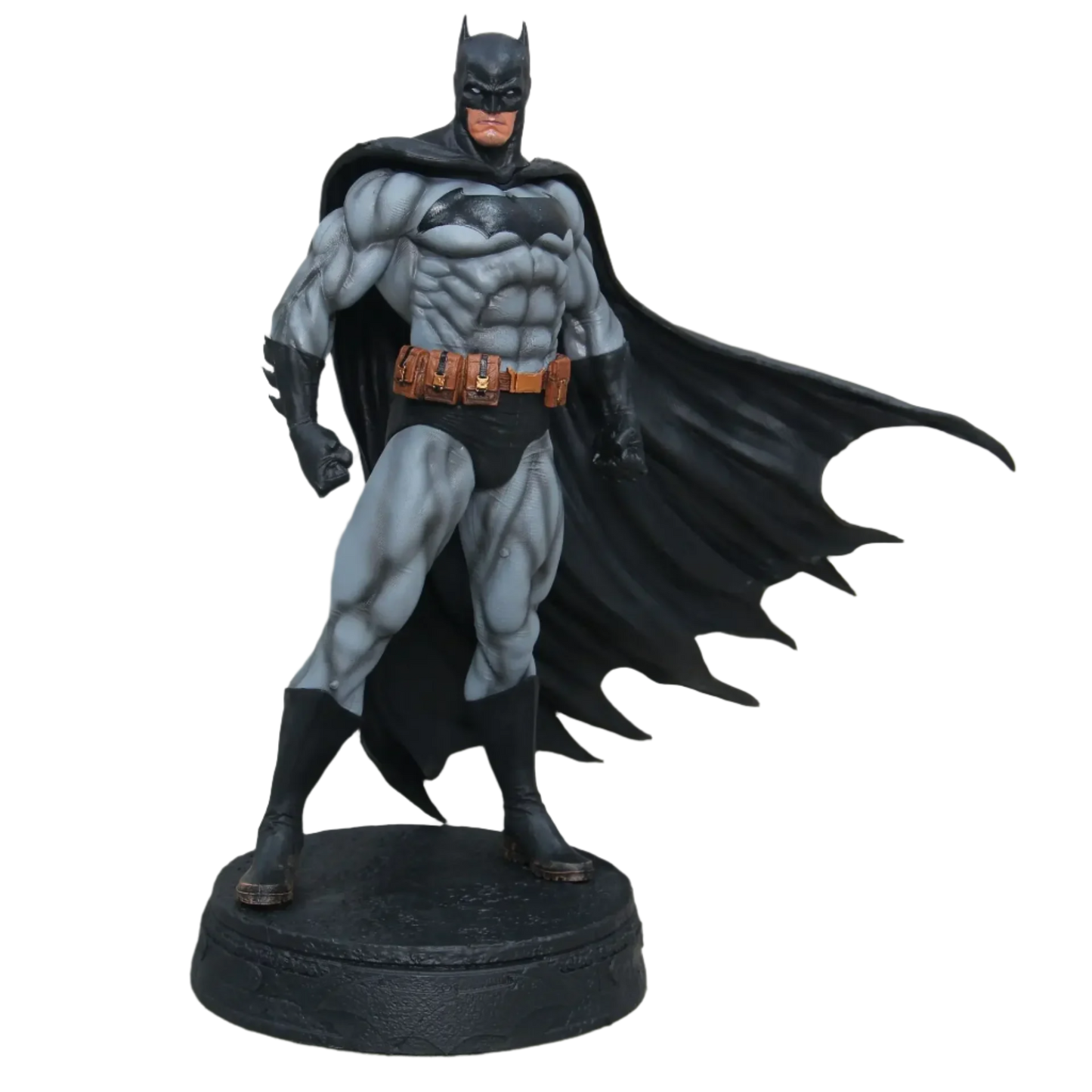 THE DARK KNIGHT LEGACY - PREMIUM BATMAN FIGURE